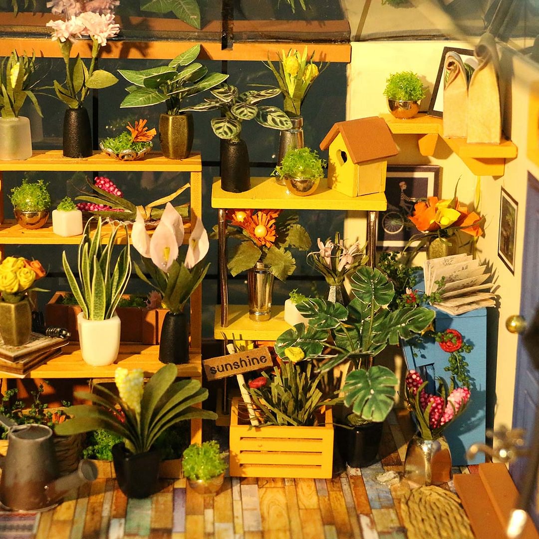 Robotime Rolife Cathy's Flower House    