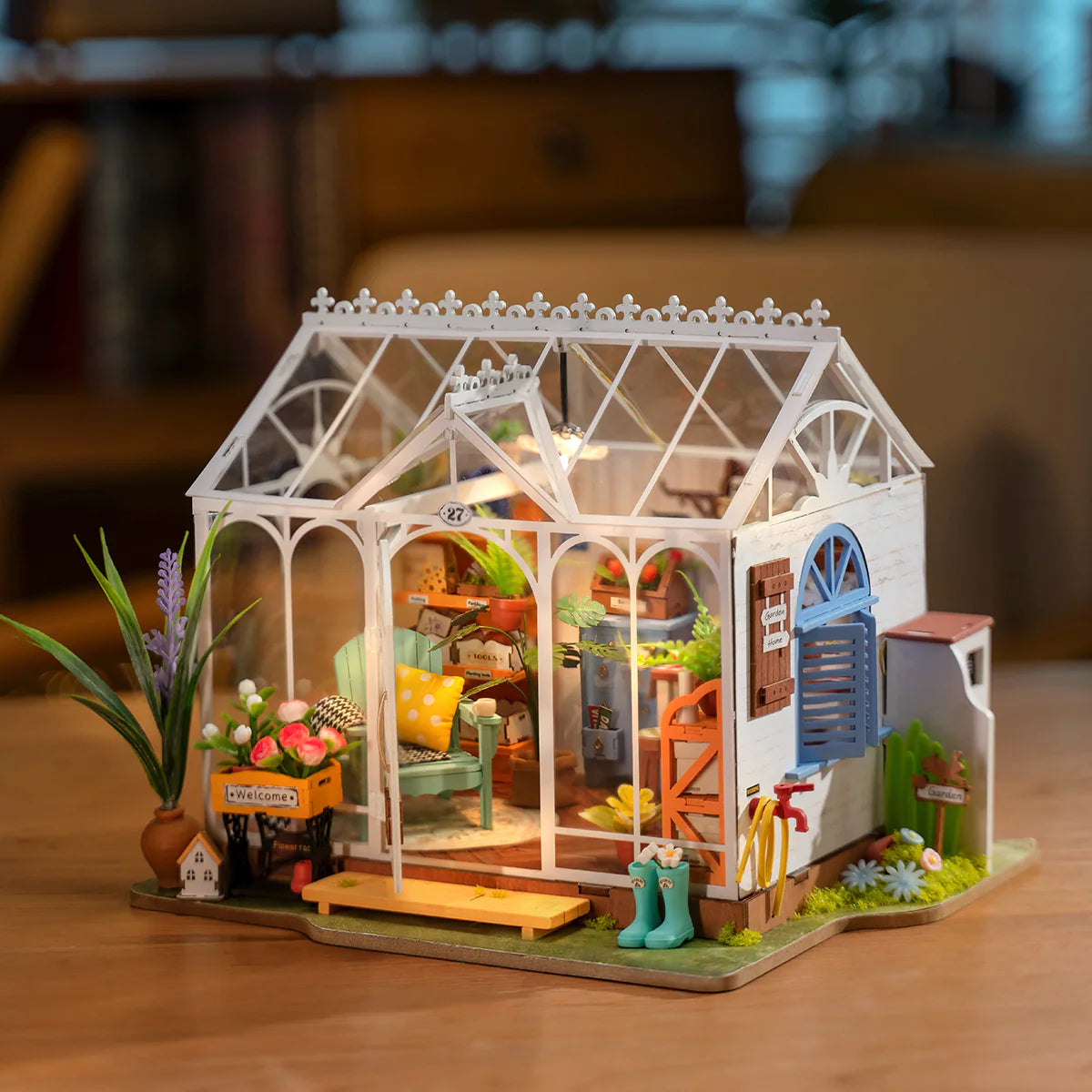 Robotime Dreamy Garden House
