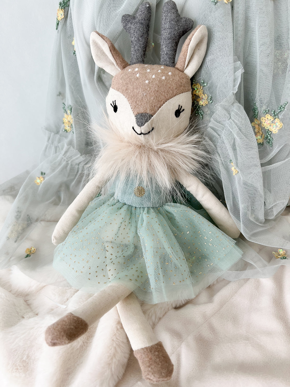 Mon Ami Minta Deer