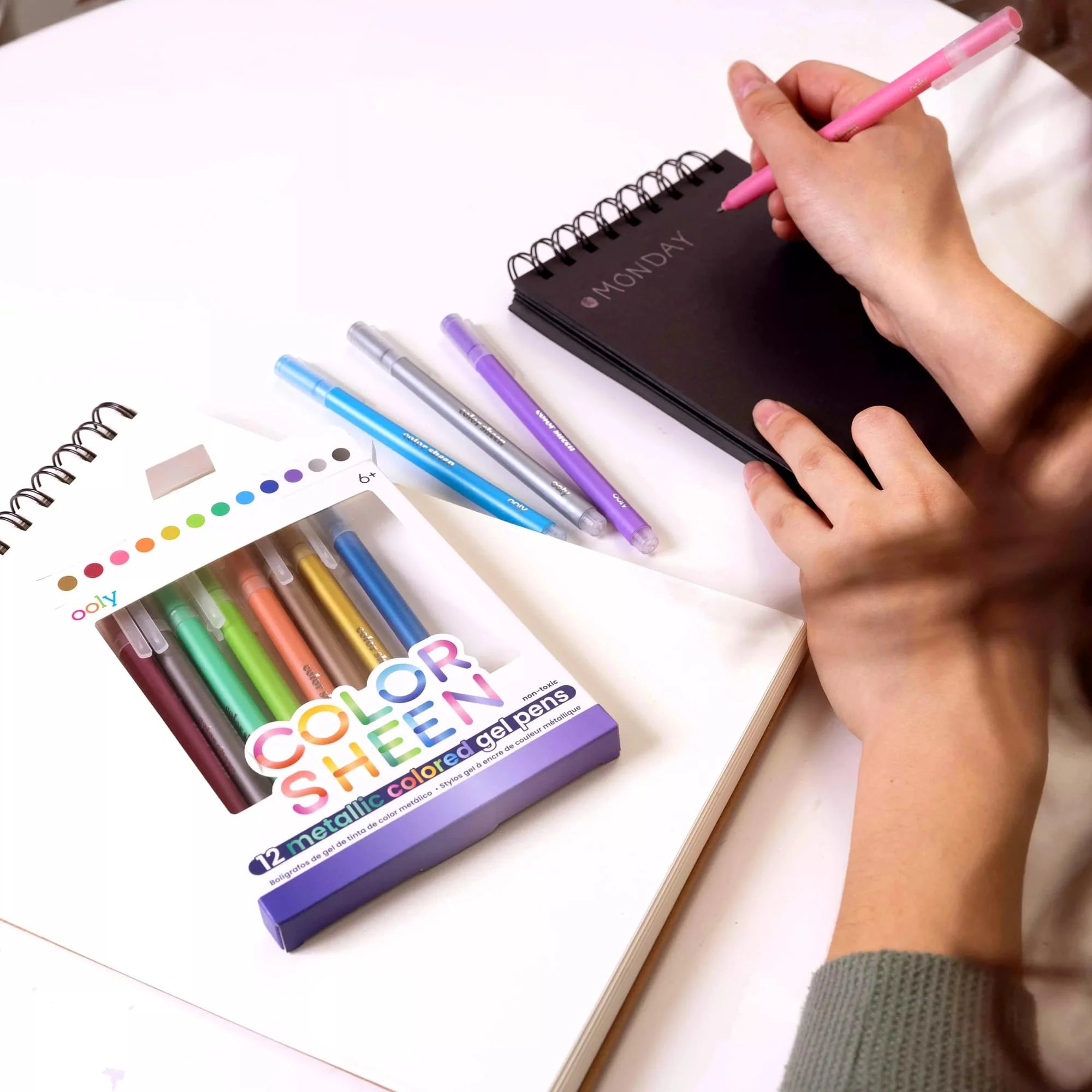 Color Sheen 12 Metallic Colored Gel Pens