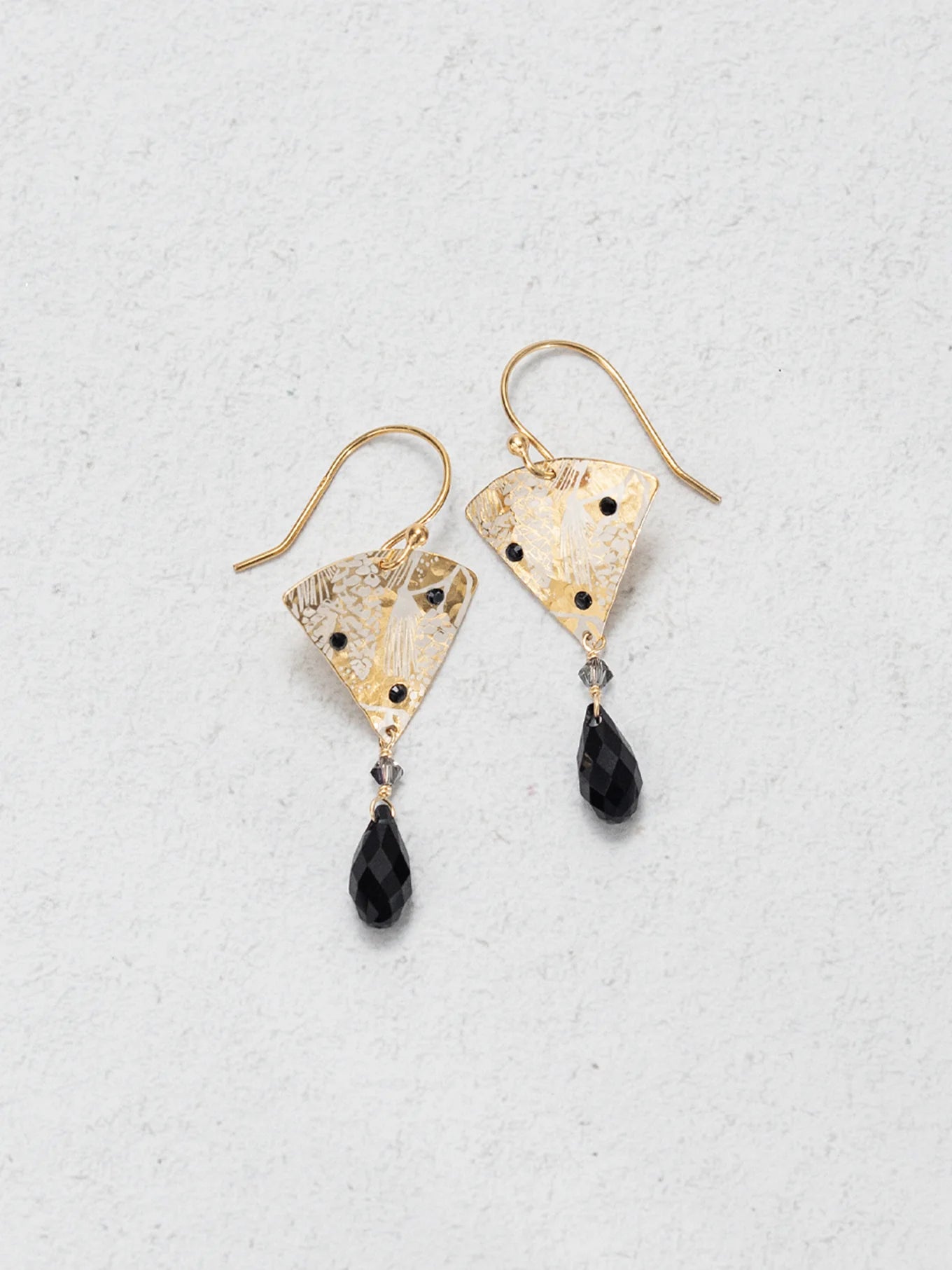 Holly Yashi Noel Earrings - Onyx    