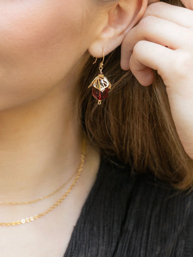 Holly Yashi Emelia Earrings - Scarlet    