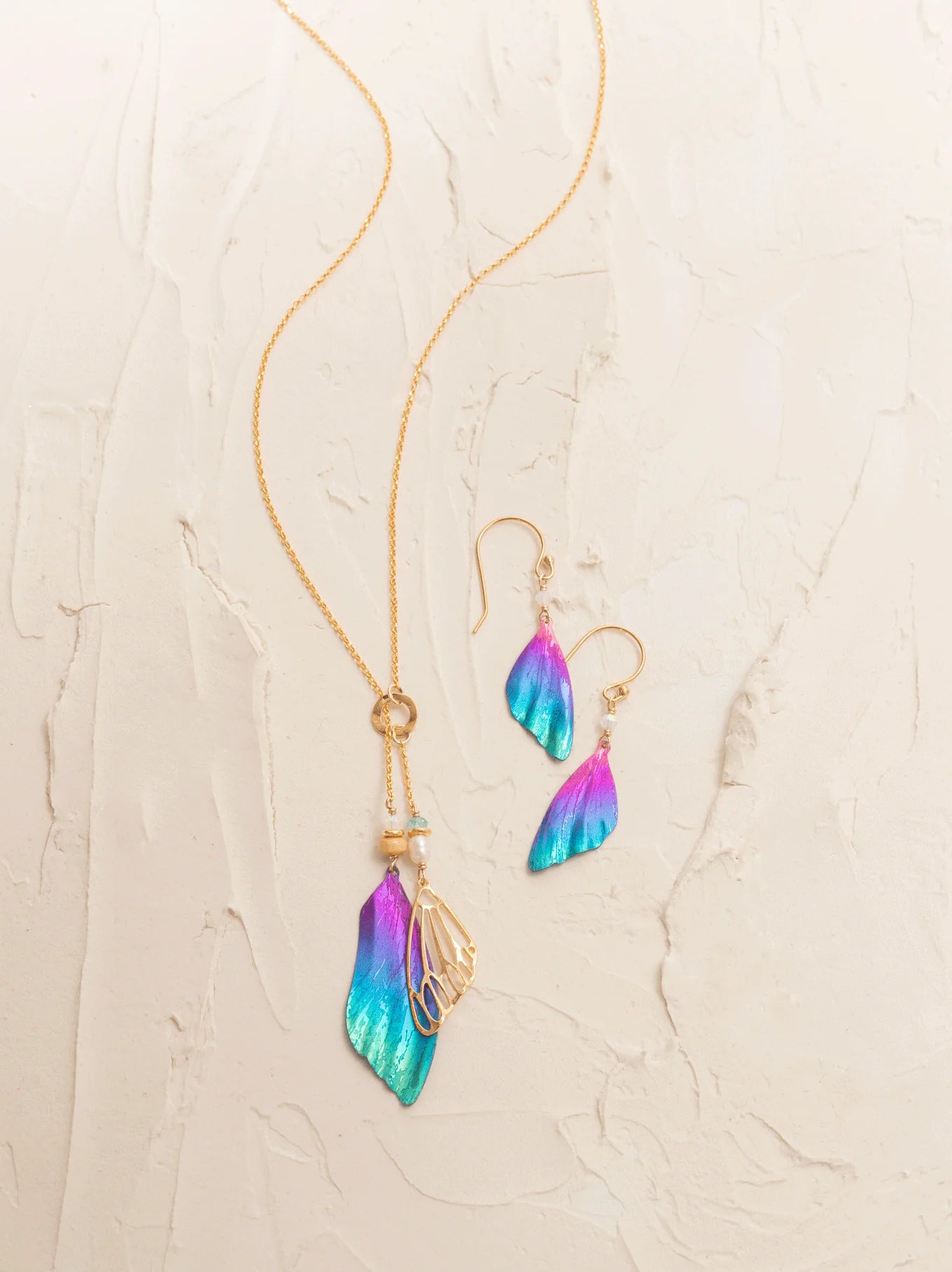 Holly Yashi Flutterby Earrings - Blue Violet    