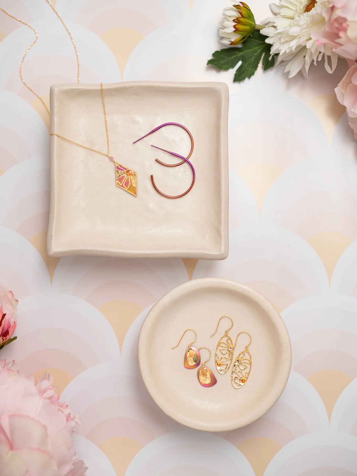 Holly Yashi Drew Necklace - Sunset    