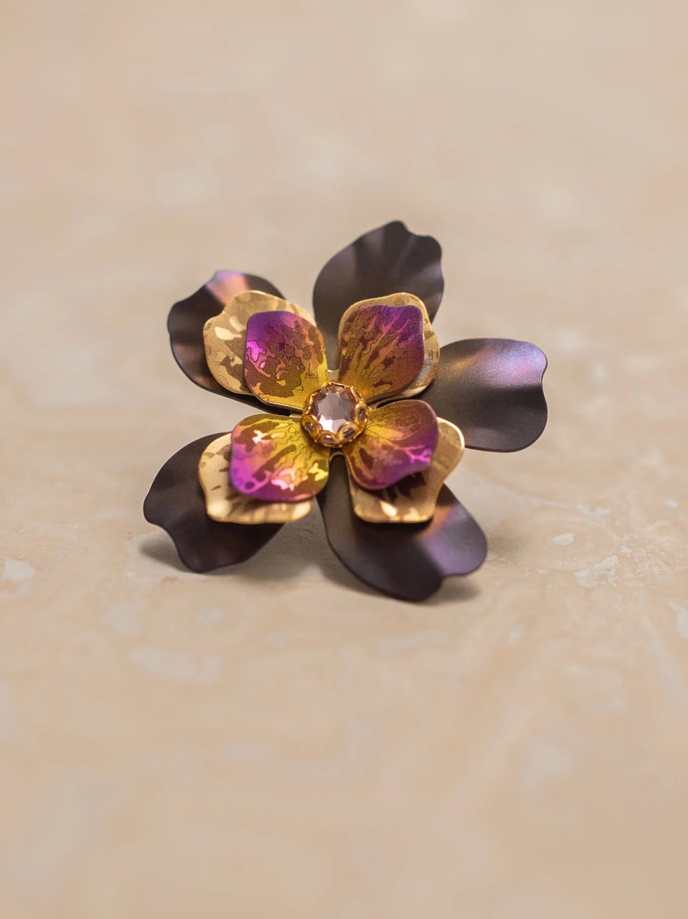 Holly Yashi Fauna Pin - Aubergine    