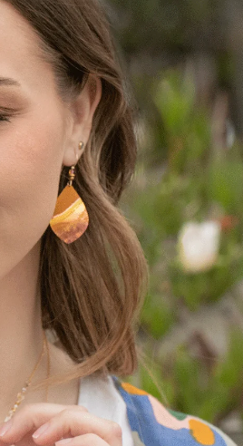 Holly Yashi Shorebreak Earrings - Golden Shore    