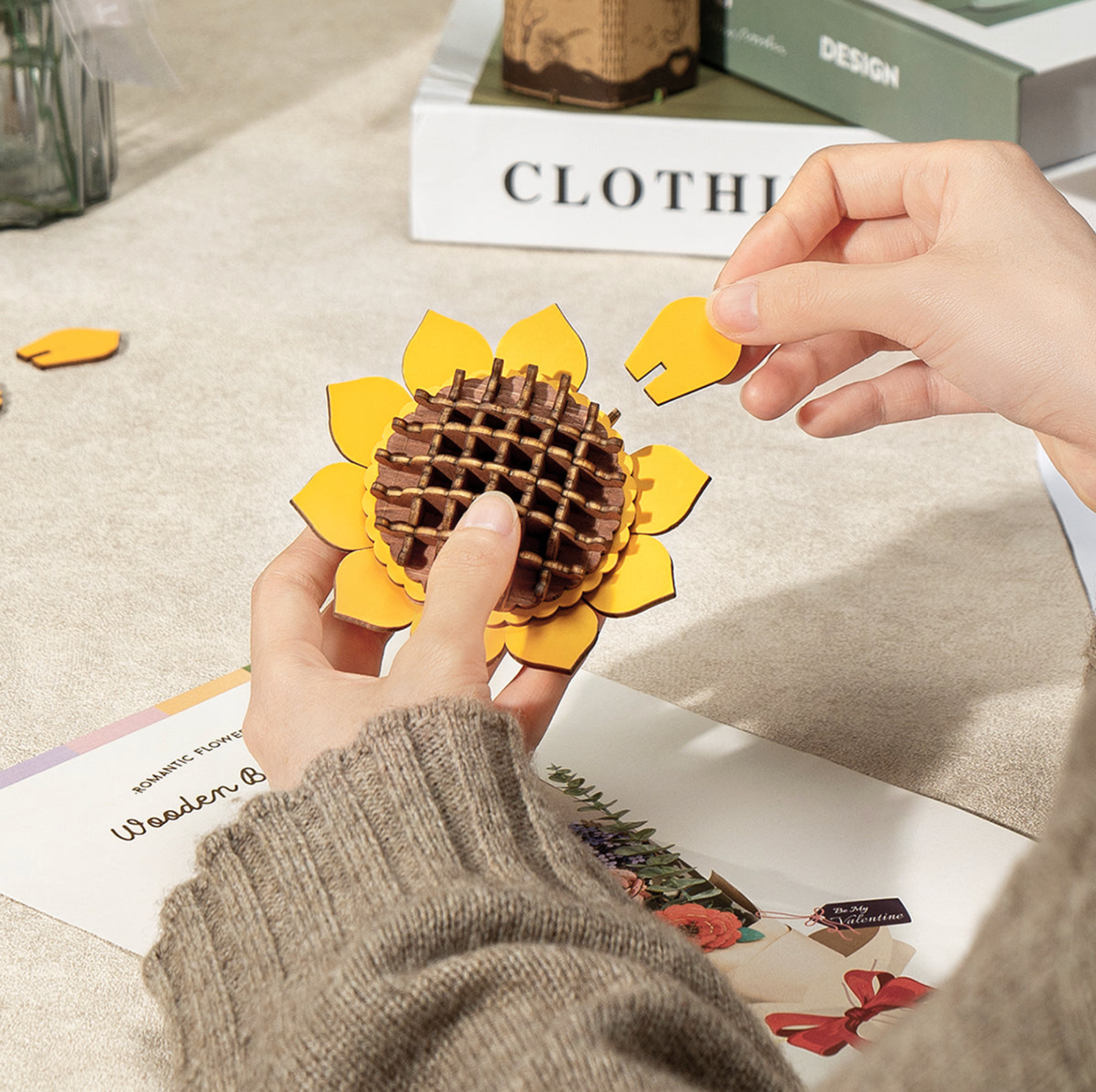 Robotime Sunflower Wooden Flower
