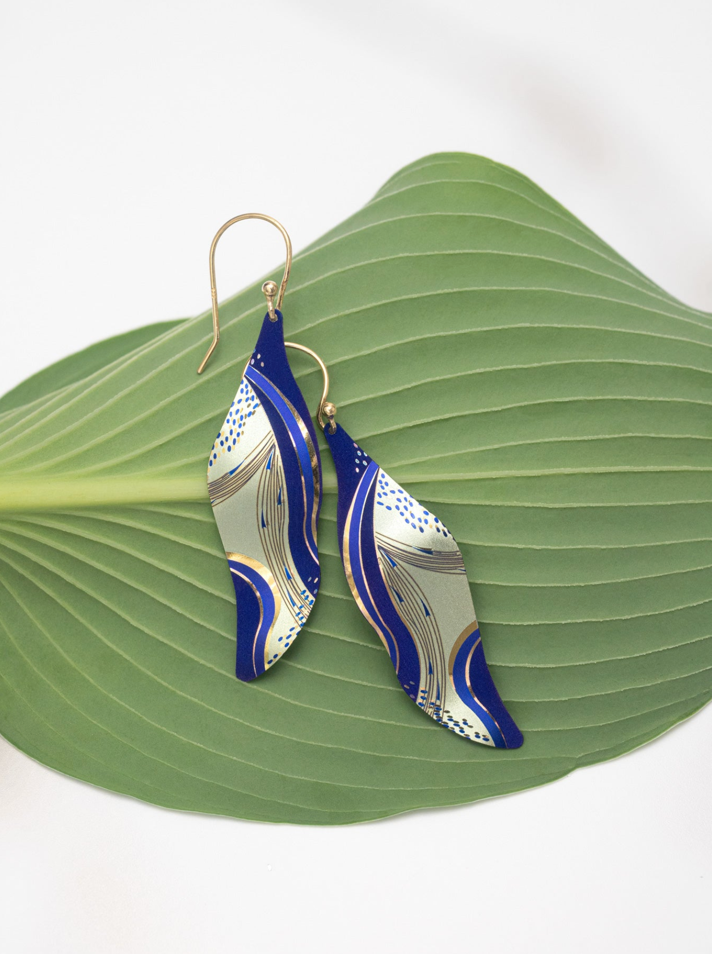 Holly Yashi Turning Leaf Earrings - Indigo