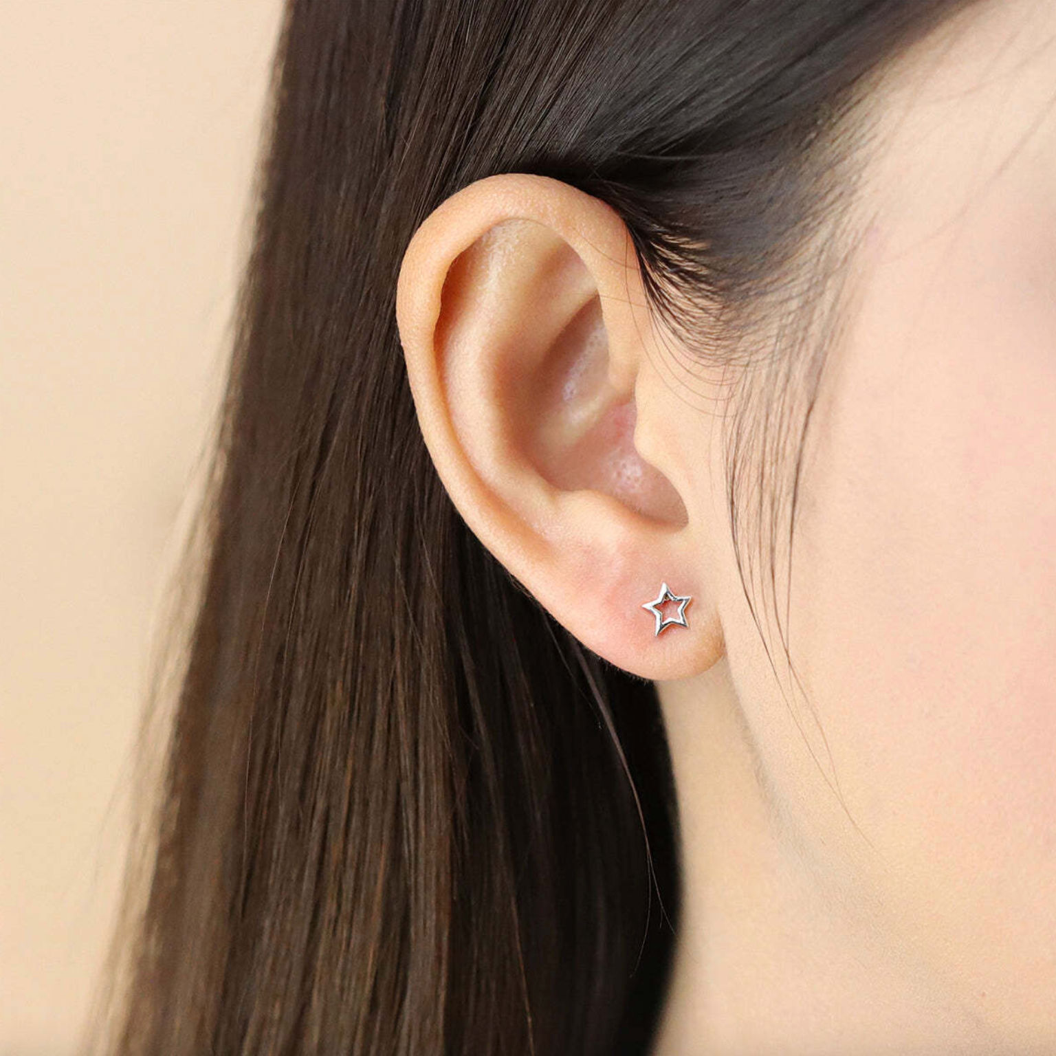 BOMA Open Silver Star Studs