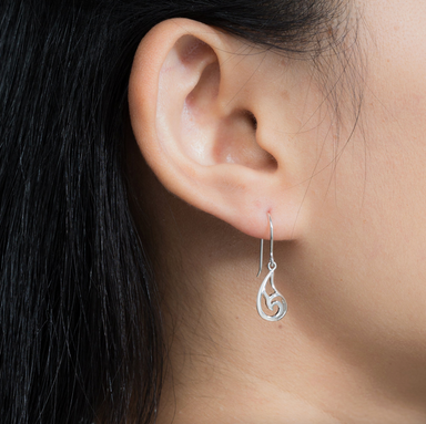 Boma Wave Outline Dangle Earrings - Silver
