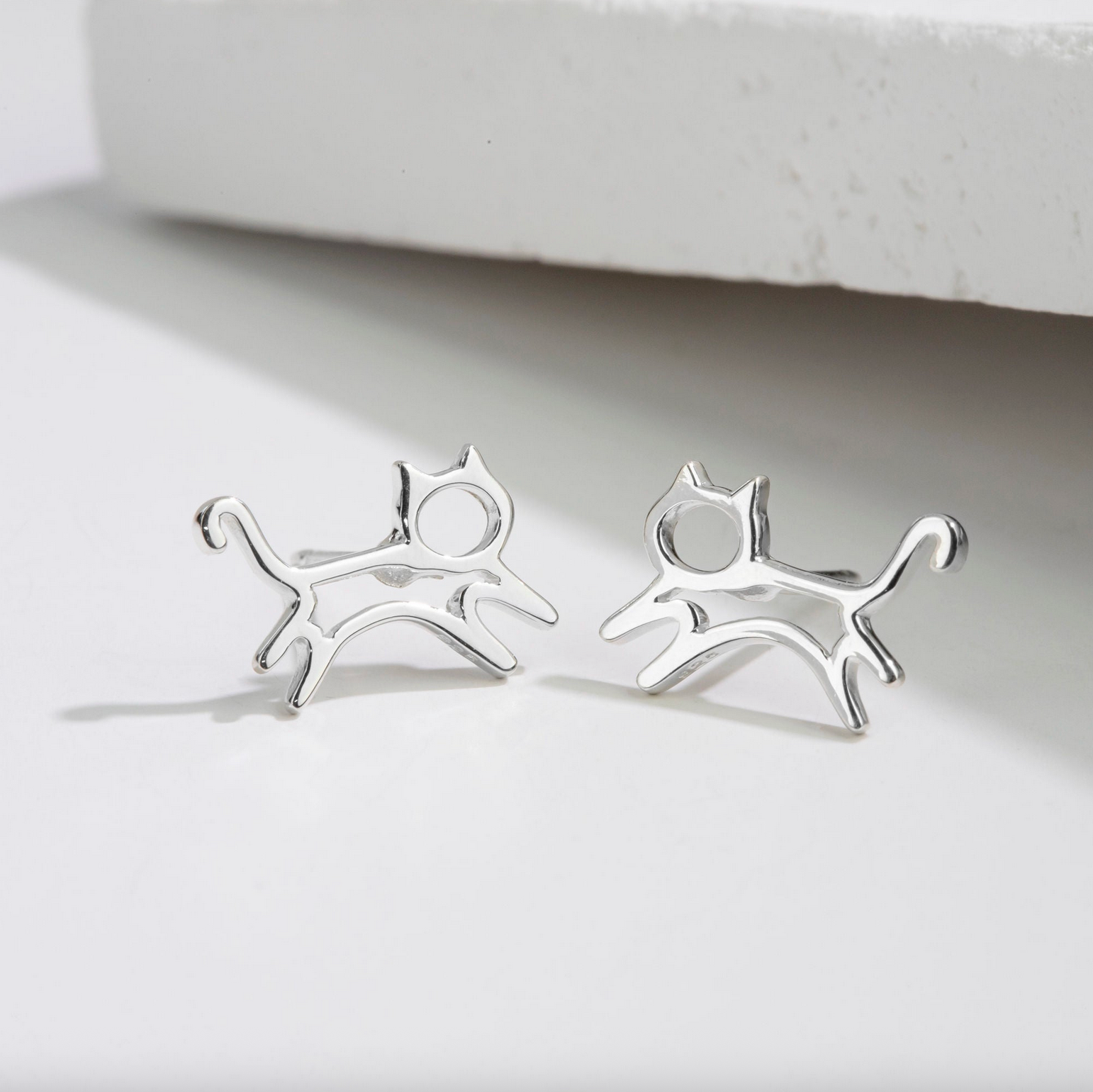 Boma Cat Outline Stud Earrings
