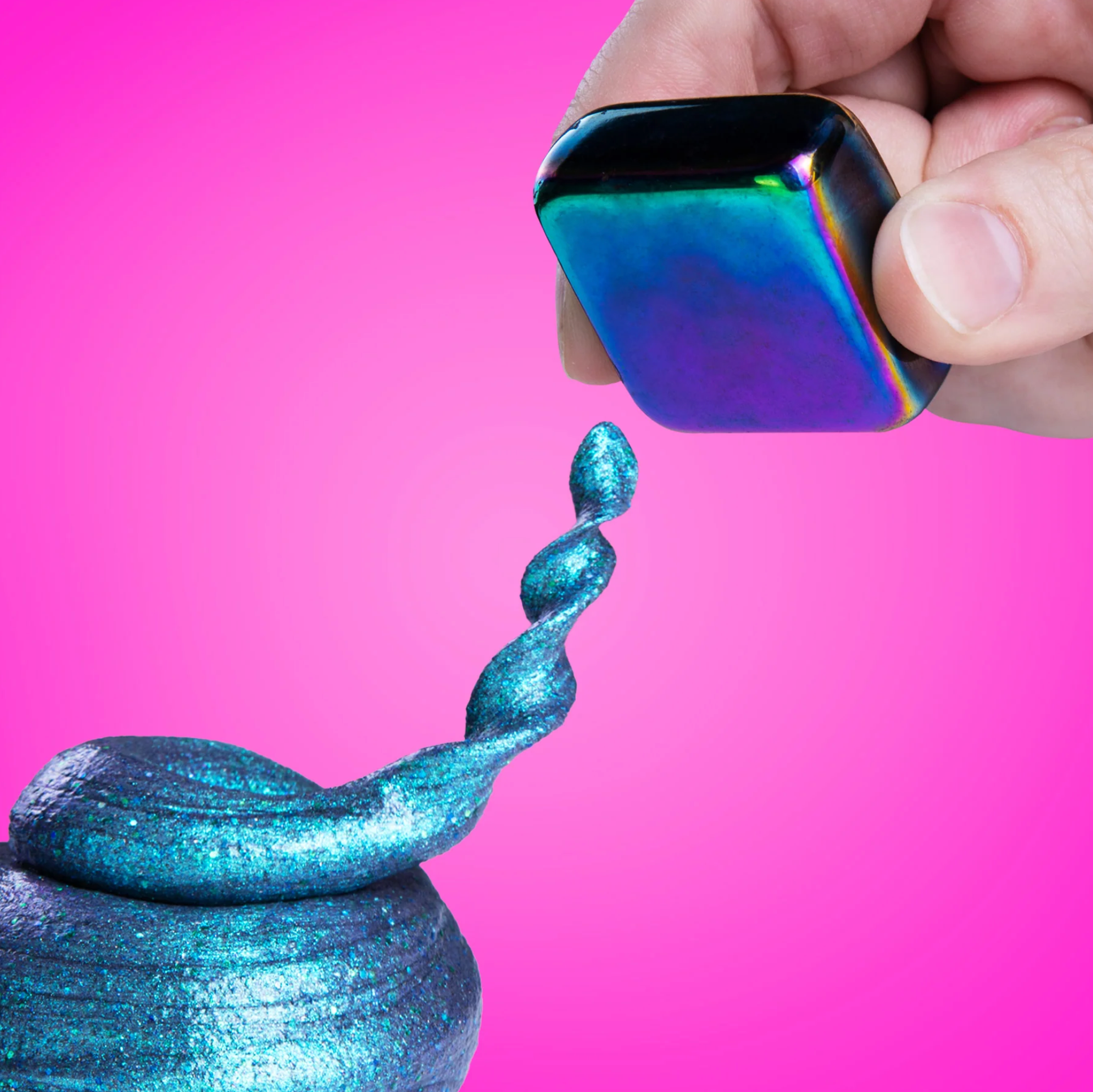 Crazy Aaron's Happy Earth Magnetic Putty