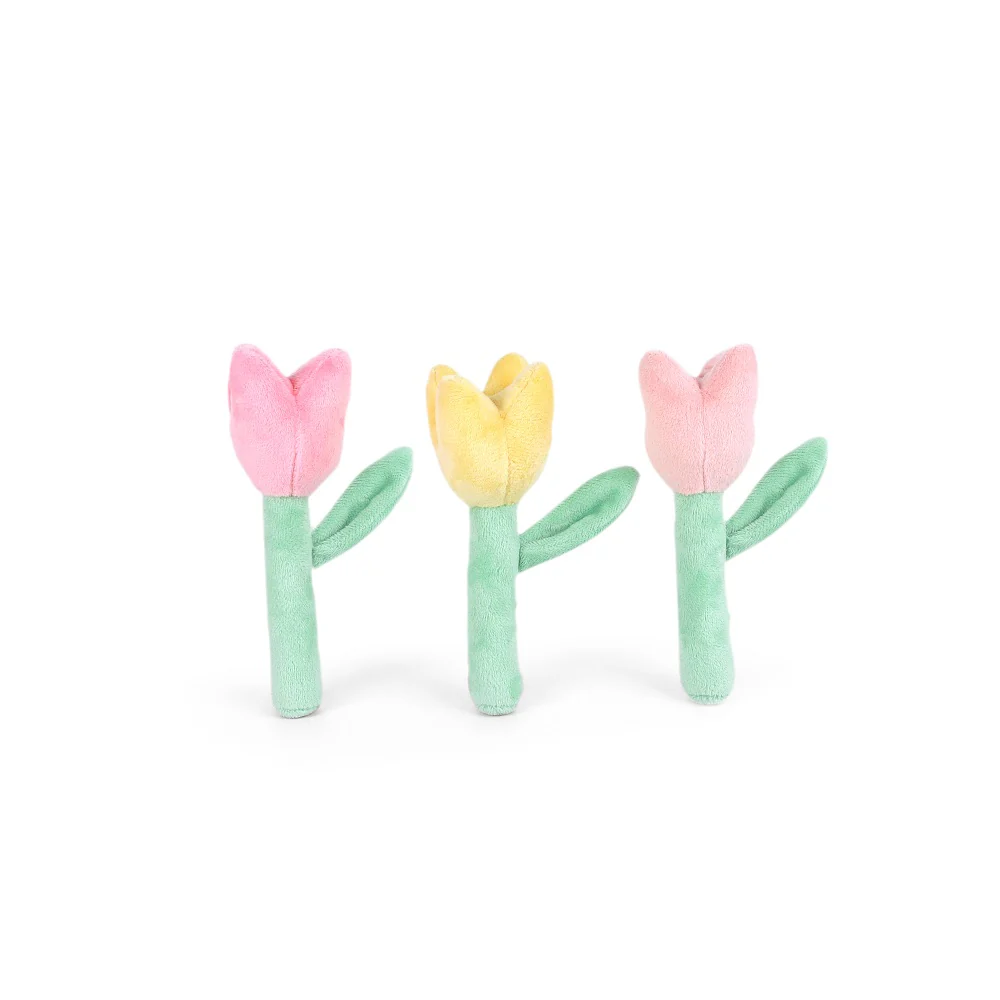 Mon Ami Tulip Rattle (Single) - Random Color