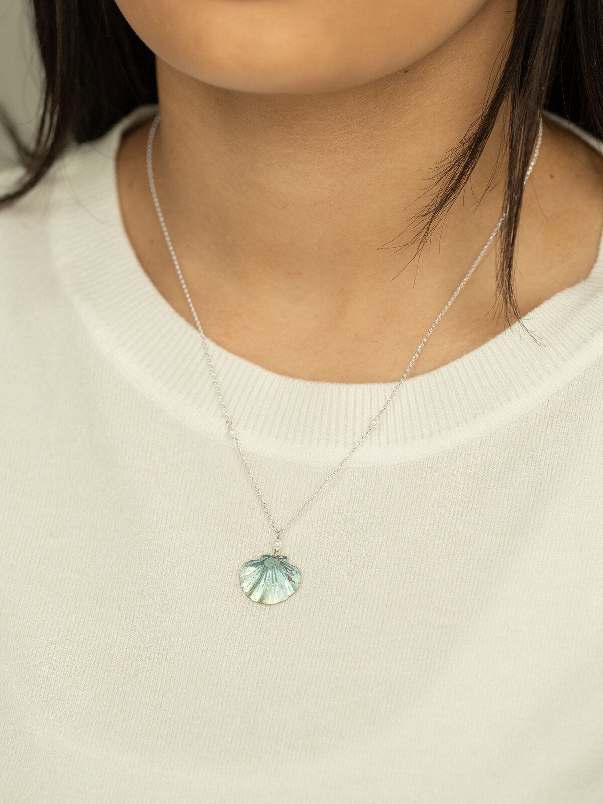 Holly Yashi Shelby Pendant Necklace - Sage/Silver    