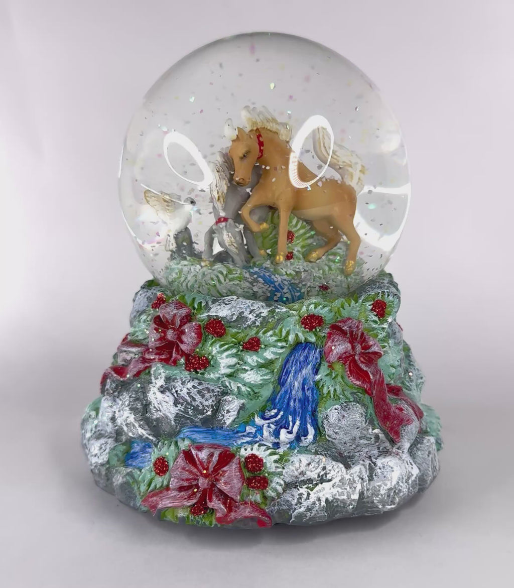 Breyer Winter Woodland Musical Snowglobe