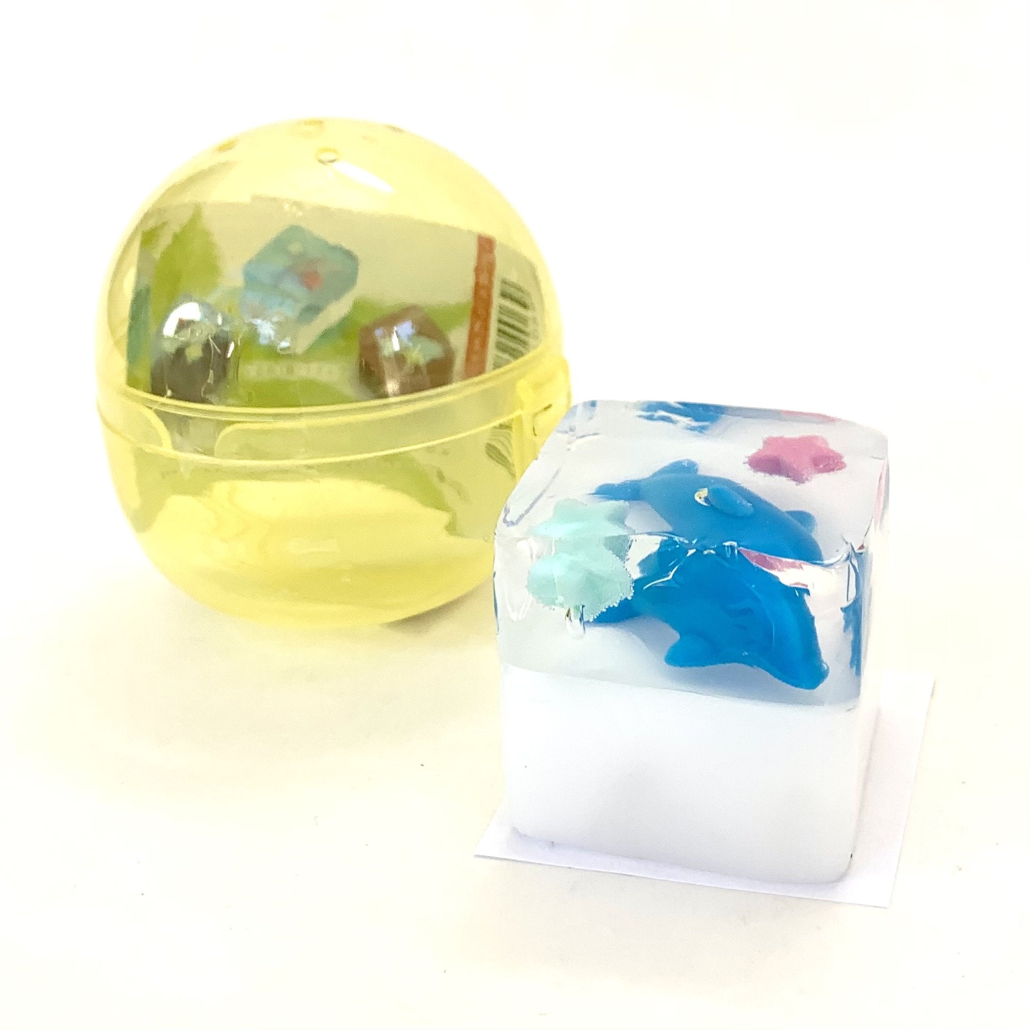Dolphin Gummy Model - Gashapon Capsule Surprise    