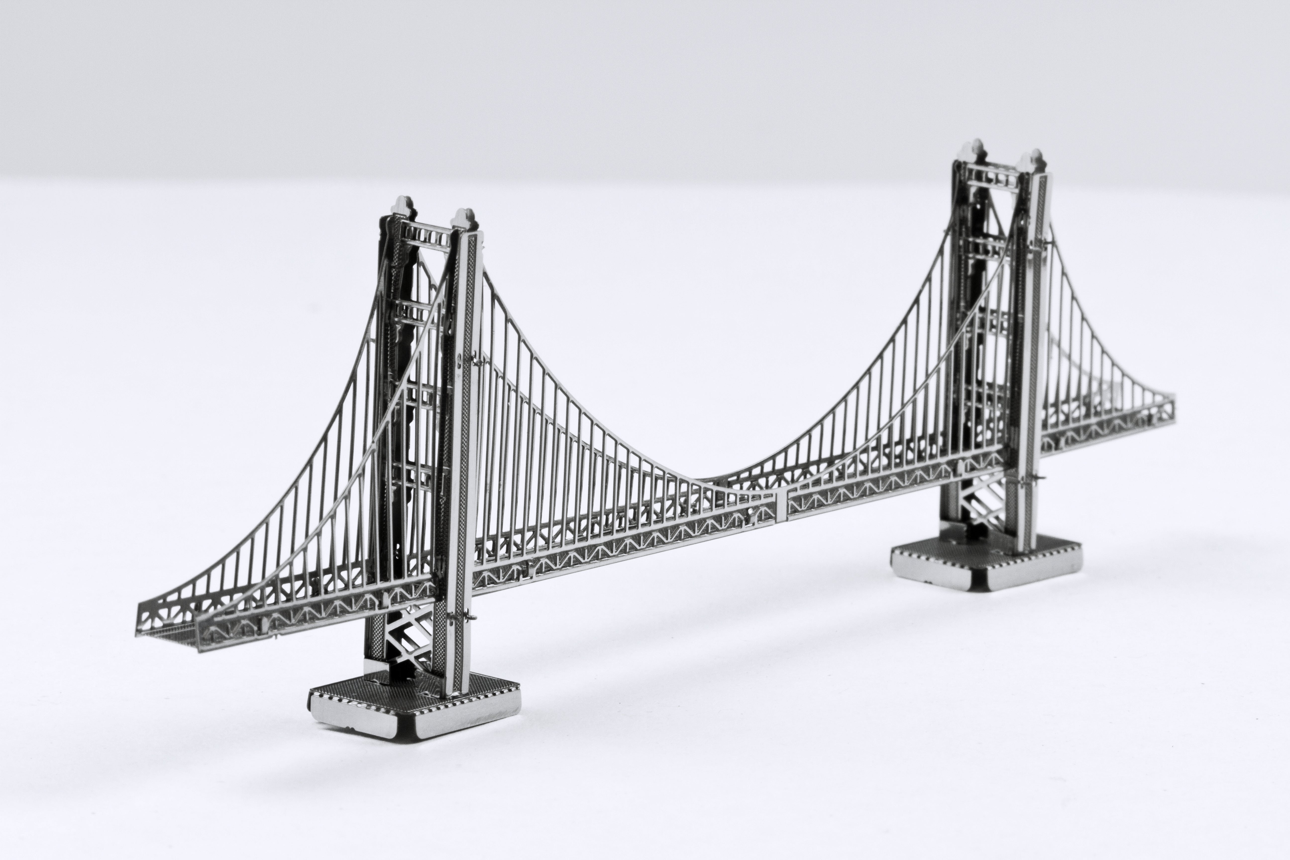 Metal Earth - San Francisco Golden Gate Bridge    