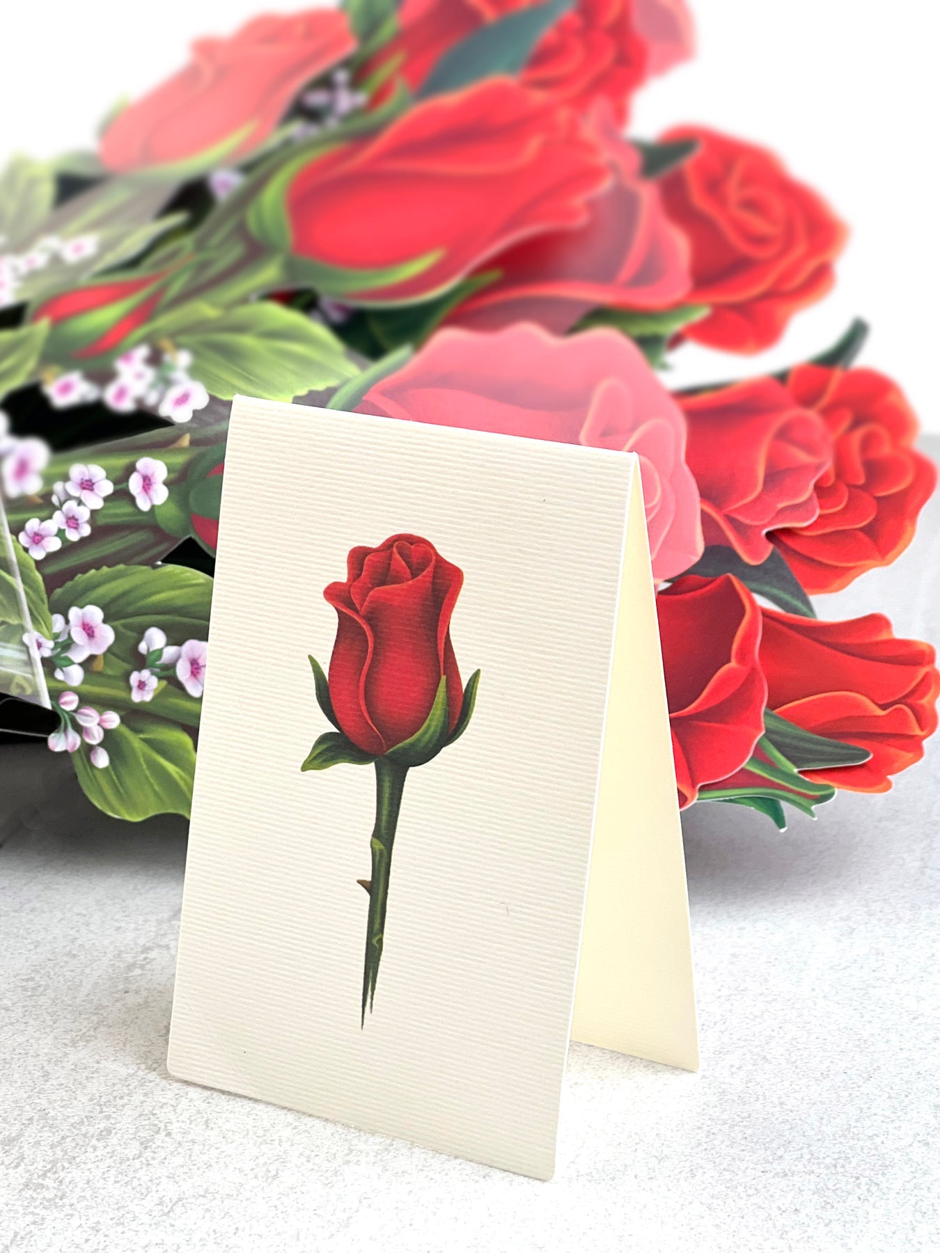 Pop Up Flower Bouquet Greeting Card - Red Roses    