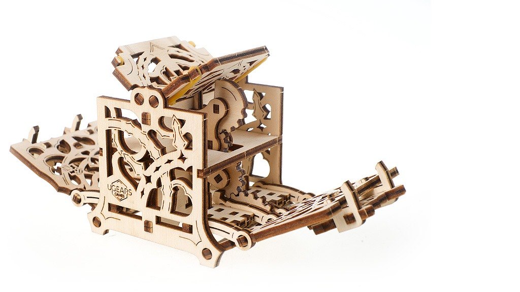 UGears Dice Keeper    