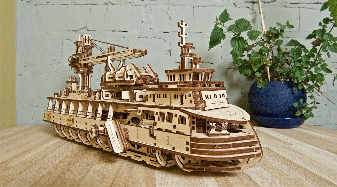 UGears Research Vessel    