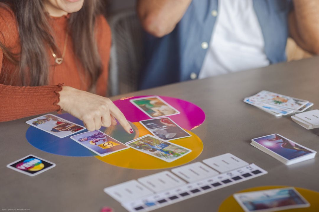Venn - A Clever Game Where Clues and Art Overlap    