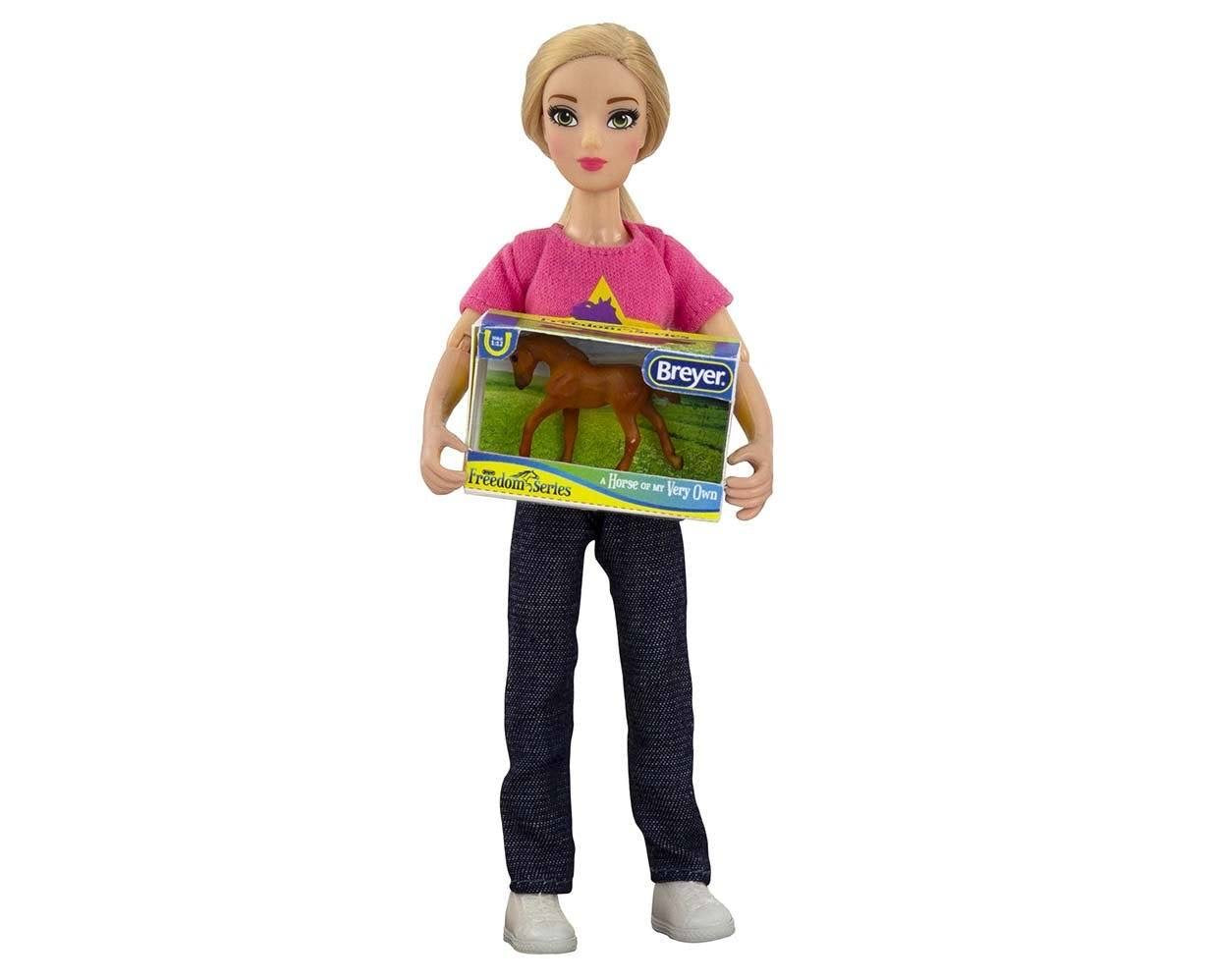 Breyer Classics Birthday At The Barn    