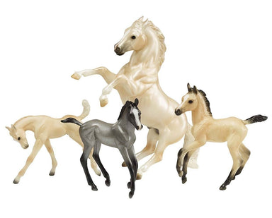 Breyer Traditionals - Cloud's Legend    
