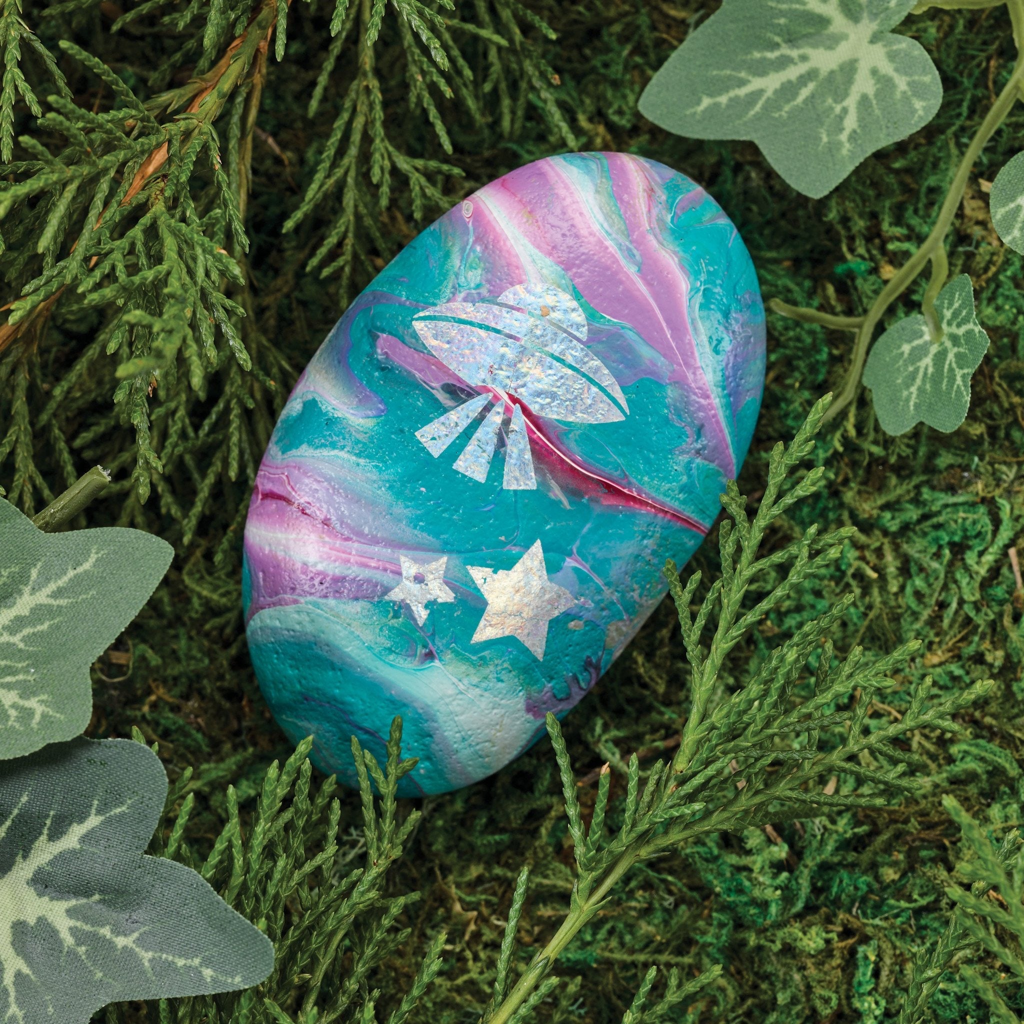 Hide & Seek Paint Pour Rocks    
