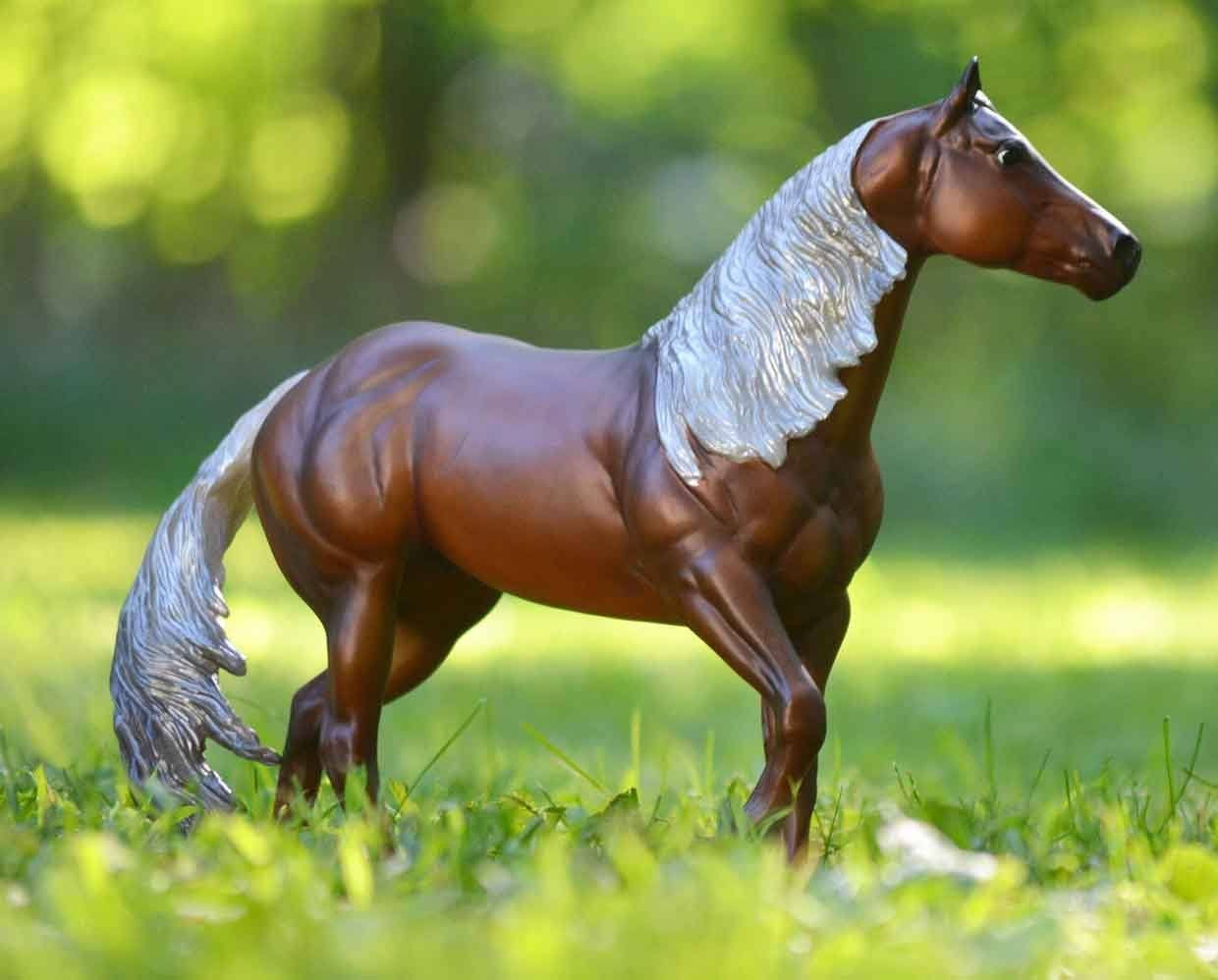 Breyer Traditionals - Latigo Dun it    
