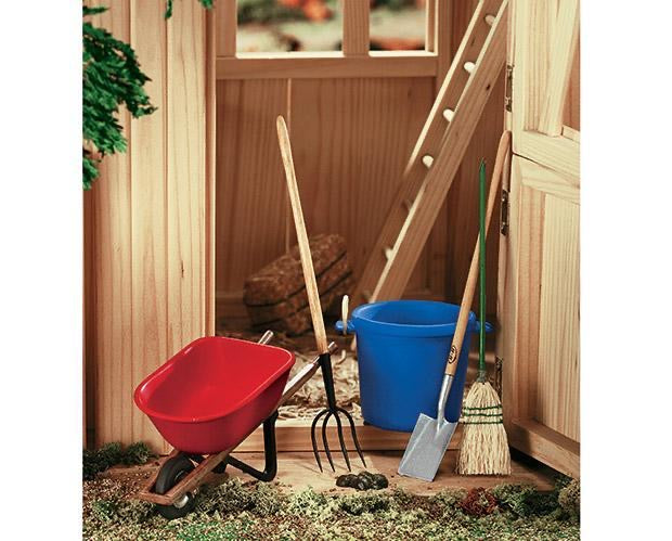 Breyer Traditionals - Stable Cleaning Set    