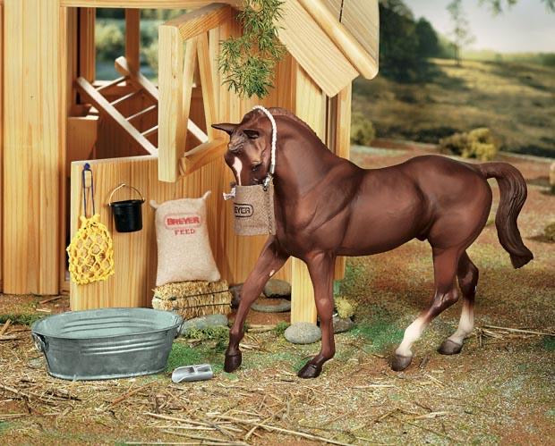 Breyer Traditionals - Stable Feed Set    