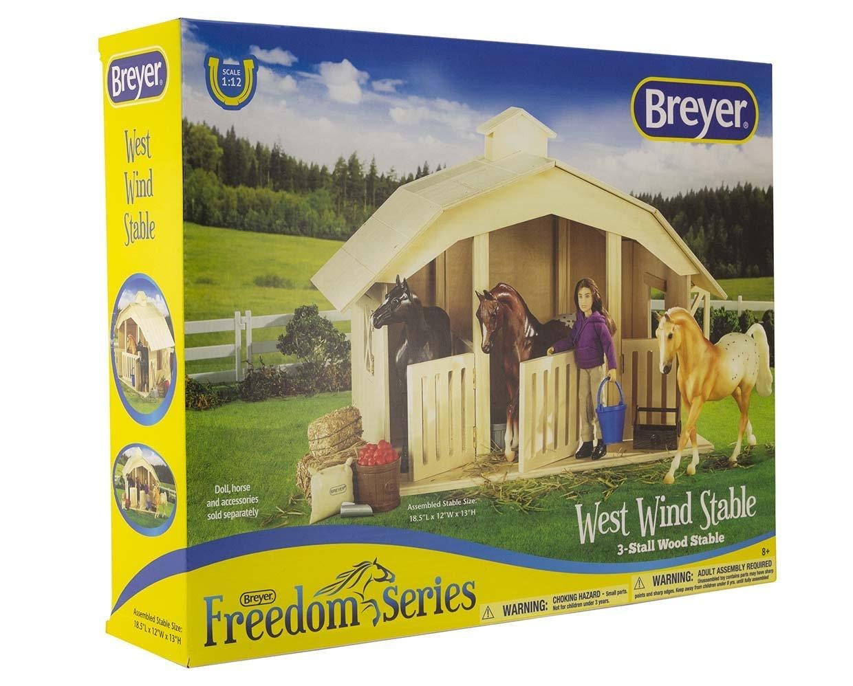 Breyer Classics - West Wind Stable    